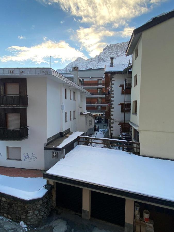 L'Altra Casa Del Cervino Breuil-Cervinia Exterior foto